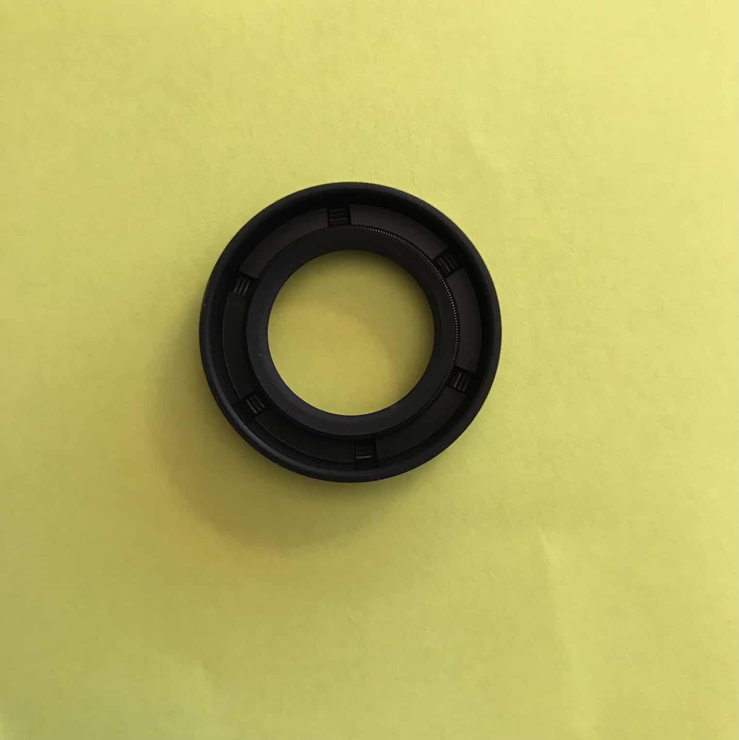 FRONT DRIVE SHAFT SEAL - MAIN TRANSMISSION - HORSE TILLERS 9600, GW-9600, troy-bilt, troy bilt, horse tiller, tiller, front drive shaft seal, seals, 1840, 1840B, 1840C